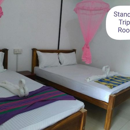 Golden Beach Inn Trincomalee Exterior photo